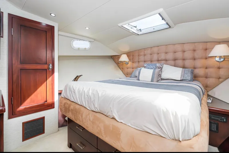 Slide: The Image of Pacific Mariner 65 Motoryacht 1998 - 55