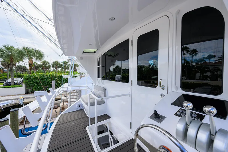 Slide: The Image of Viking 61 Night Bird - Exterior Flybridge - 39