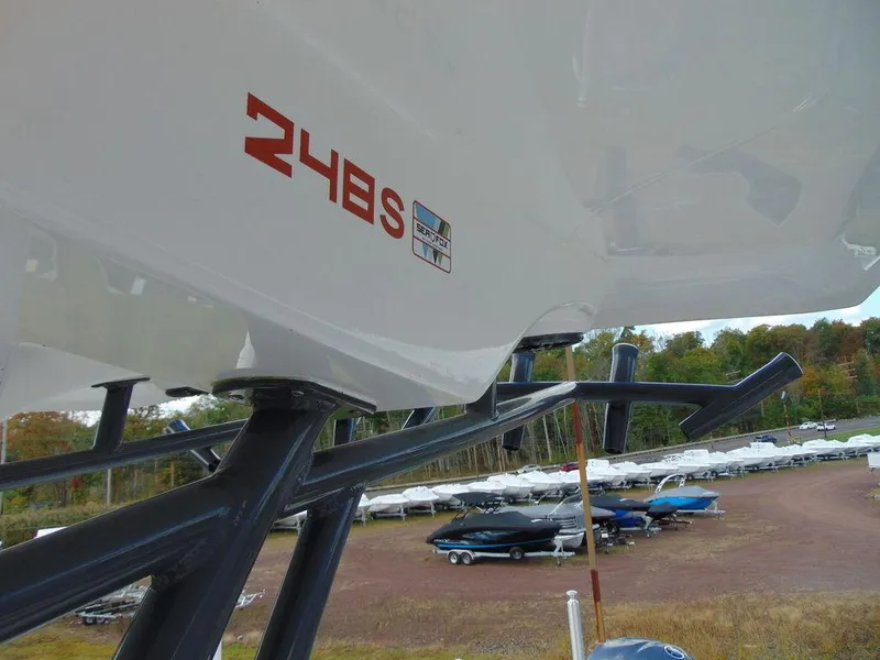 Slide: The Image of Sea Fox 248 Side Console 2024 - 10