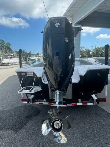 Slide: The Image of Sportsman Masters 267OE Bay Boat 2025 - 17