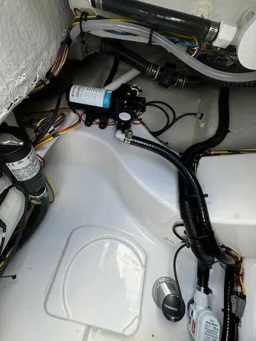 Slide: The Image of Sportsman Masters 267OE Bay Boat 2025 - 28