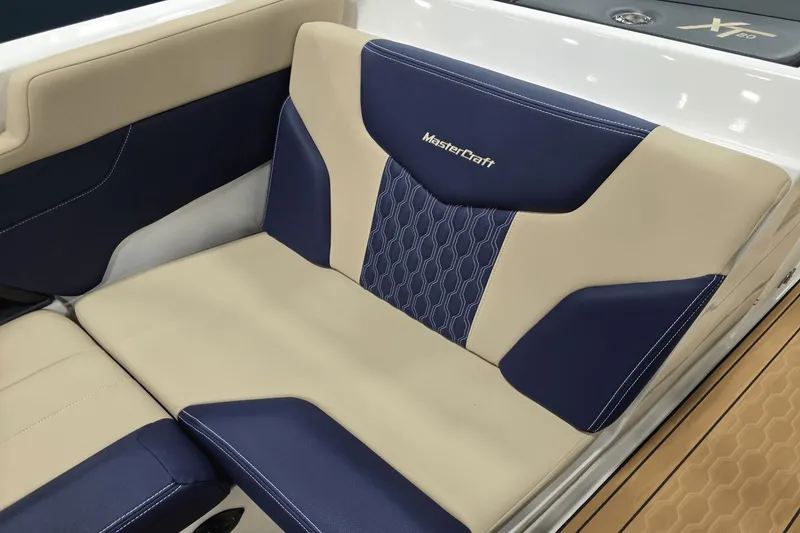 Slide: The Image of MasterCraft XT20 2025 - 13