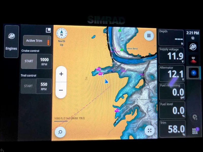 Slide: The Image of Simrad Chartplotter - 17