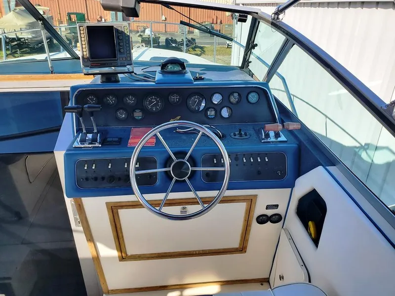 Slide: The Image of Captain's station - 36