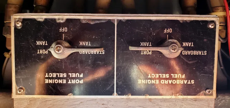 Slide: The Image of Fuel tank shut off valves - 46