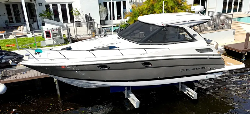 Slide: The Image of Regal 35 Sport Coupe 2017 - 2