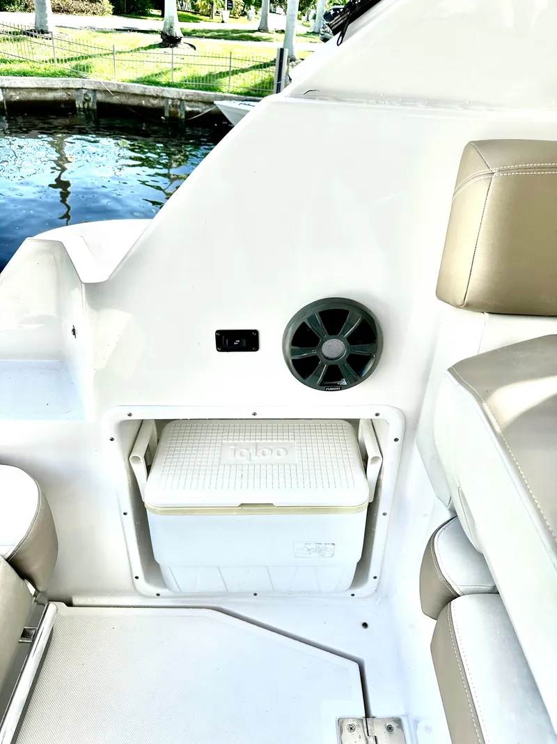 Slide: The Image of Regal 35 Sport Coupe 2017 - 20