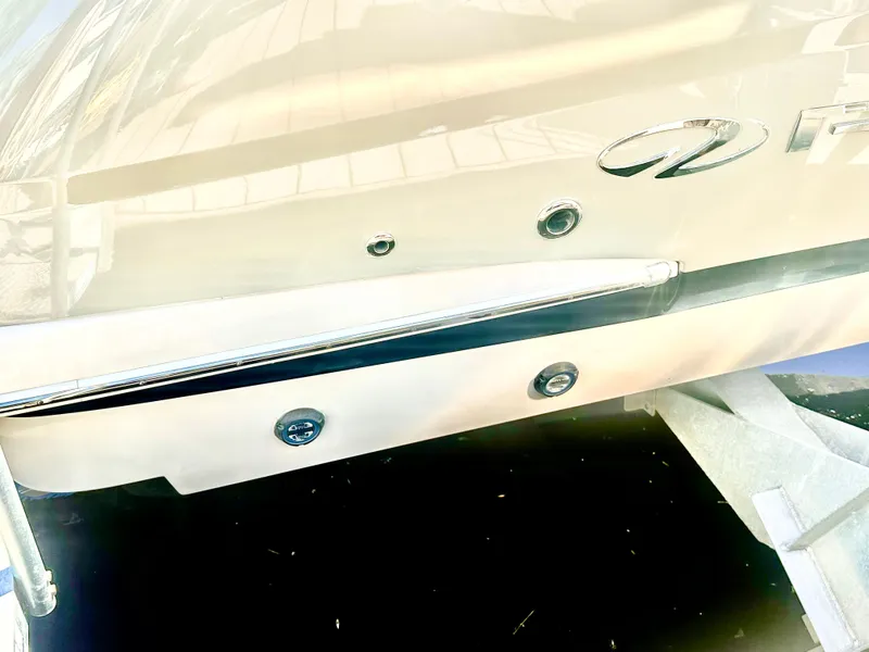 Slide: The Image of Regal 35 Sport Coupe 2017 - 37