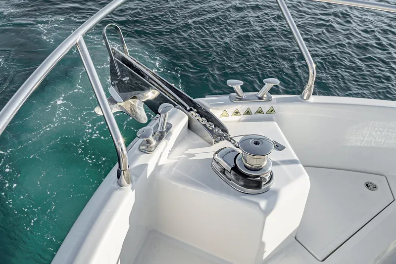 Slide: The Image of Anchor system on 2017 Absolute NAVETTA yacht, with ocean backdrop. - 6