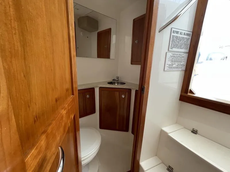 Slide: The Image of Jarrett Bay 32 WALK AROUND 2016 - 51