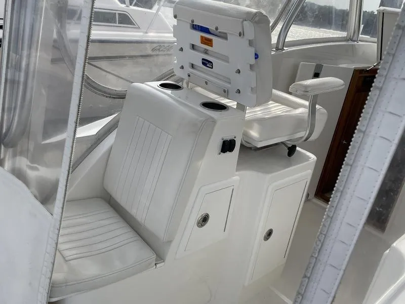 Slide: The Image of Jarrett Bay 32 WALK AROUND 2016 - 53