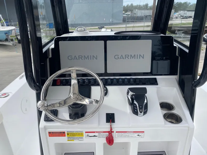 Slide: The Image of Sea Hunt BX 25 FS 2024 - 5