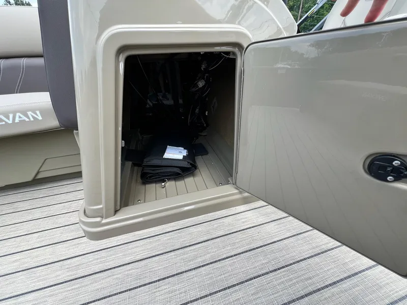 Slide: The Image of Sylvan Mirage 8520 Cruise 2025 - 16