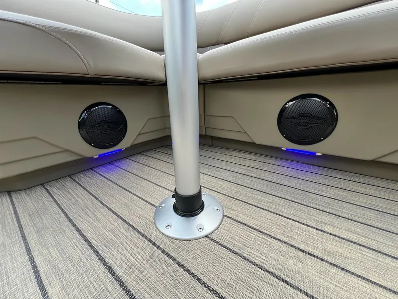 Slide: The Image of Sylvan Mirage 8520 Cruise 2025 - 24