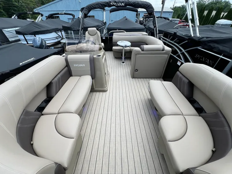 Slide: The Image of Sylvan Mirage 8520 Cruise 2025 - 4