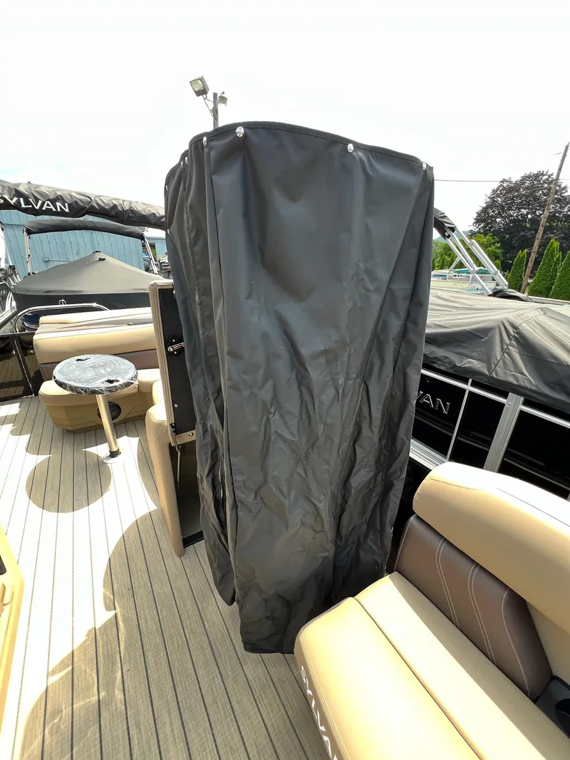 Slide: The Image of Sylvan Mirage 8520 Cruise 2025 - 9