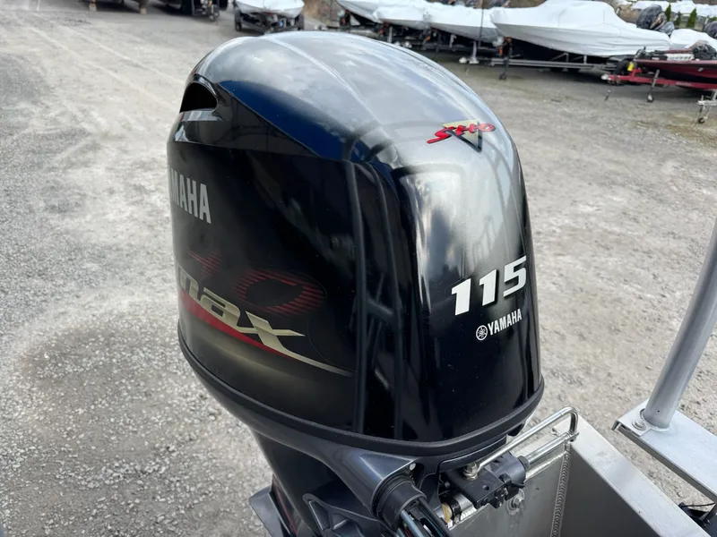 Slide: The Image of Yamaha 115 HP outboard motor on Sylvan 8520 CLZ DH boat, 2025 model. - 15