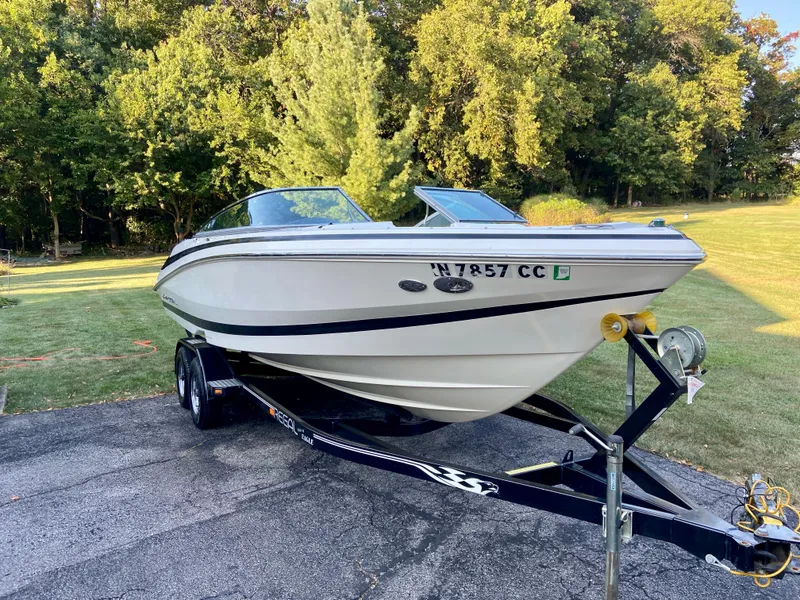 Slide: The Image of Regal 2200 Bowrider 2005 - 6