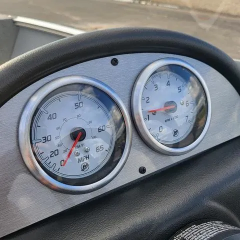 Slide: The Image of Lund 1400 Fury SS 2025 - 12