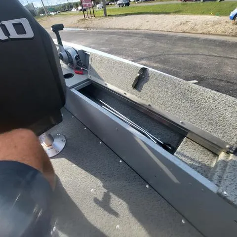 Slide: The Image of Lund 1400 Fury SS 2025 - 9