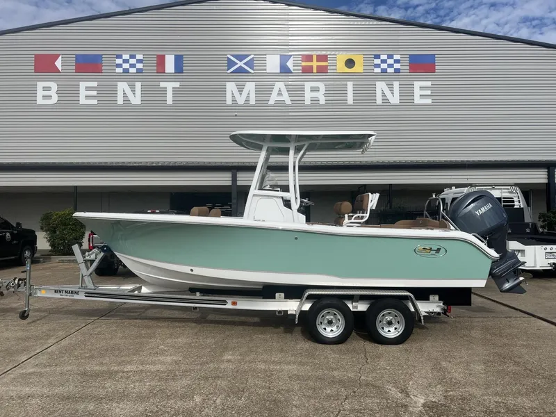 Slide: The Image of Sea Hunt Ultra 219 2025 - 1