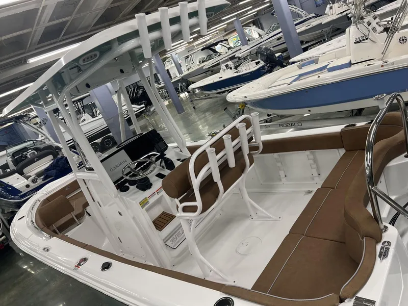 Slide: The Image of Sea Hunt Ultra 219 2025 - 13