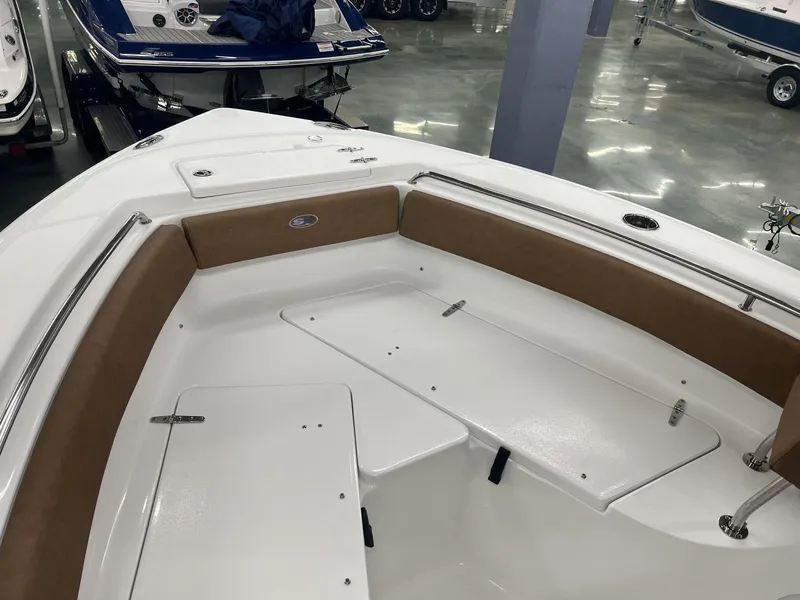 Slide: The Image of Sea Hunt Ultra 219 2025 - 6