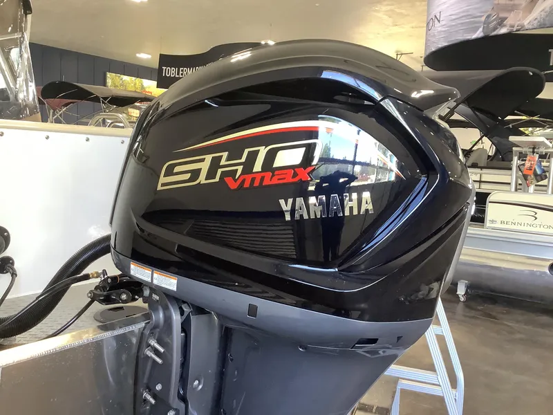 Slide: The Image of Duckworth 22 Navigator 2025 - 22