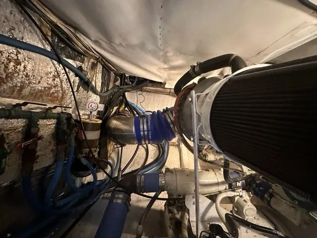 Slide: The Image of Custom C. Raymond Hunt Design Yacht 1986 - 55