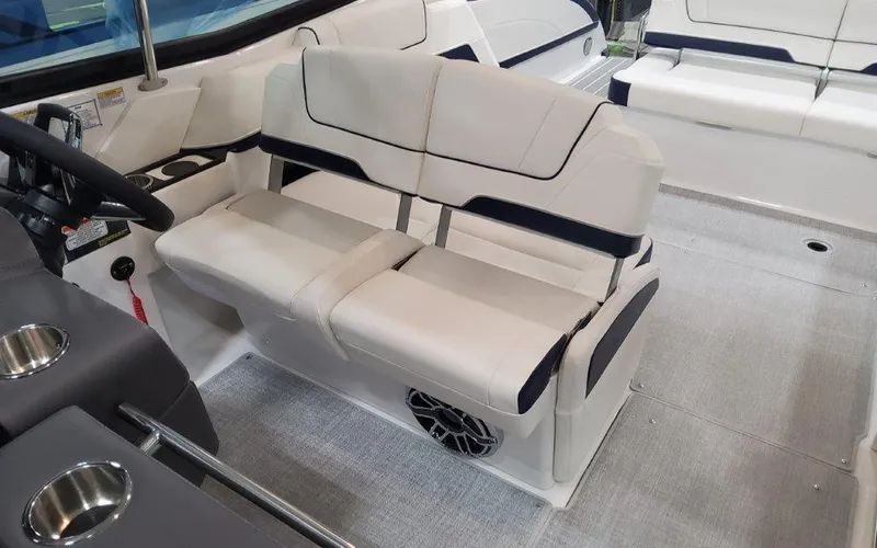 Slide: The Image of Formula 330 CBR 2025 - 61