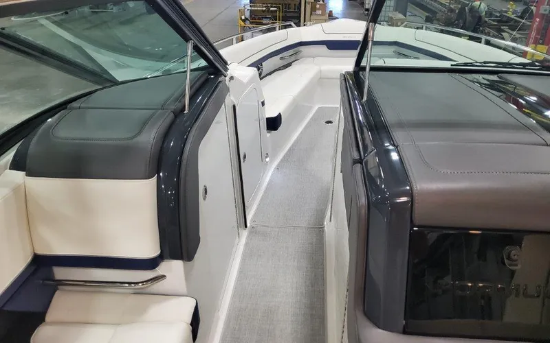 Slide: The Image of Formula 330 CBR 2025 - 64