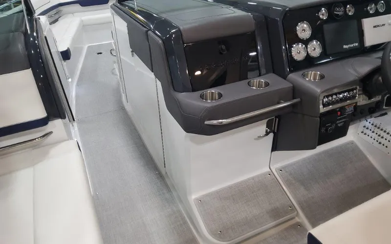 Slide: The Image of Formula 330 CBR 2025 - 76