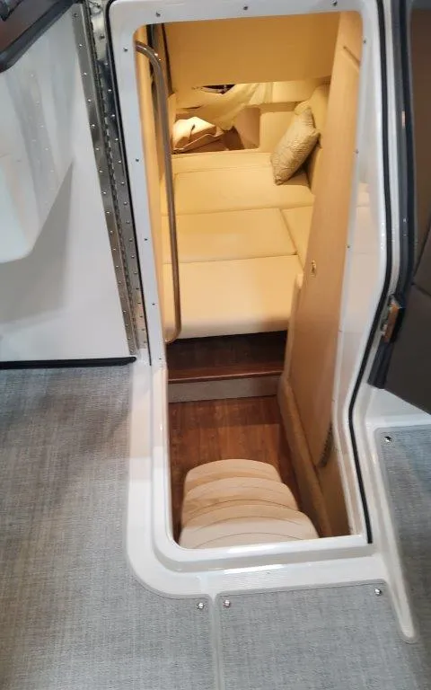 Slide: The Image of Formula 330 CBR 2025 - 77