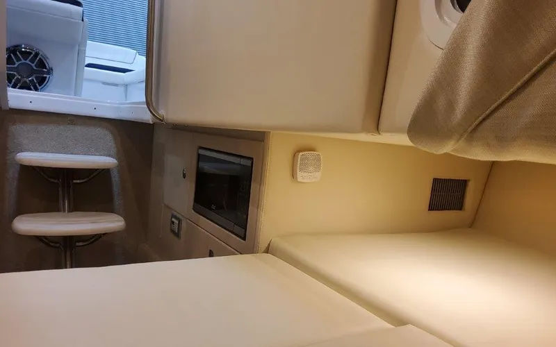 Slide: The Image of Formula 330 CBR 2025 - 81