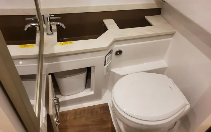 Slide: The Image of Formula 330 CBR 2025 - 87