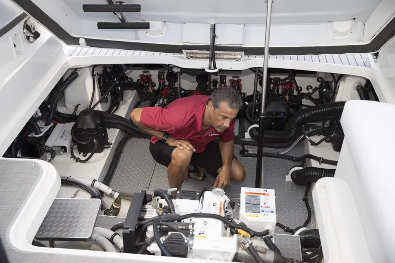 Slide: The Image of Formula 330 CBR 2025 - 98