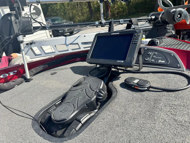 Slide: The Image of Ranger Z520 2012 - 7