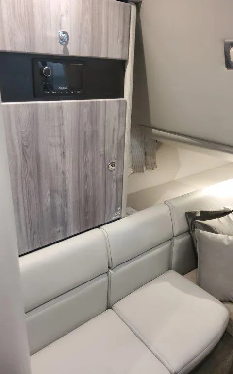 Slide: The Image of Formula 350 CBR 2025 - 113