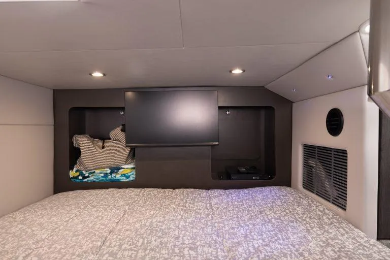 Slide: The Image of Formula 350 CBR 2025 - 52