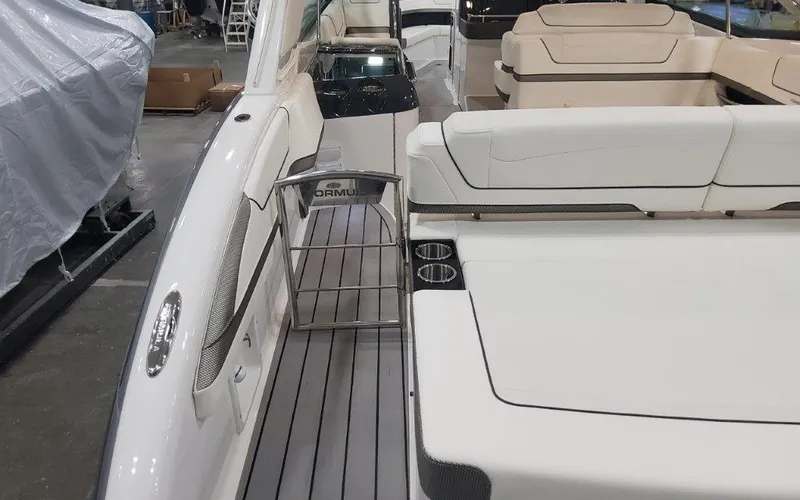 Slide: The Image of Formula 350 CBR 2025 - 65