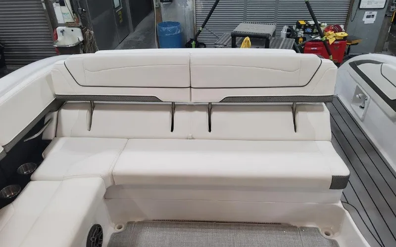 Slide: The Image of Formula 350 CBR 2025 - 66