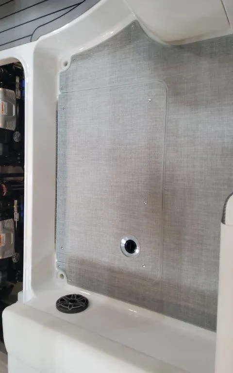 Slide: The Image of Formula 350 CBR 2025 - 72