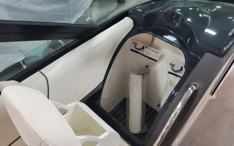 Slide: The Image of Formula 350 CBR 2025 - 82