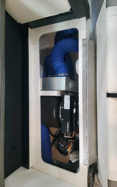 Slide: The Image of Formula 350 CBR 2025 - 83