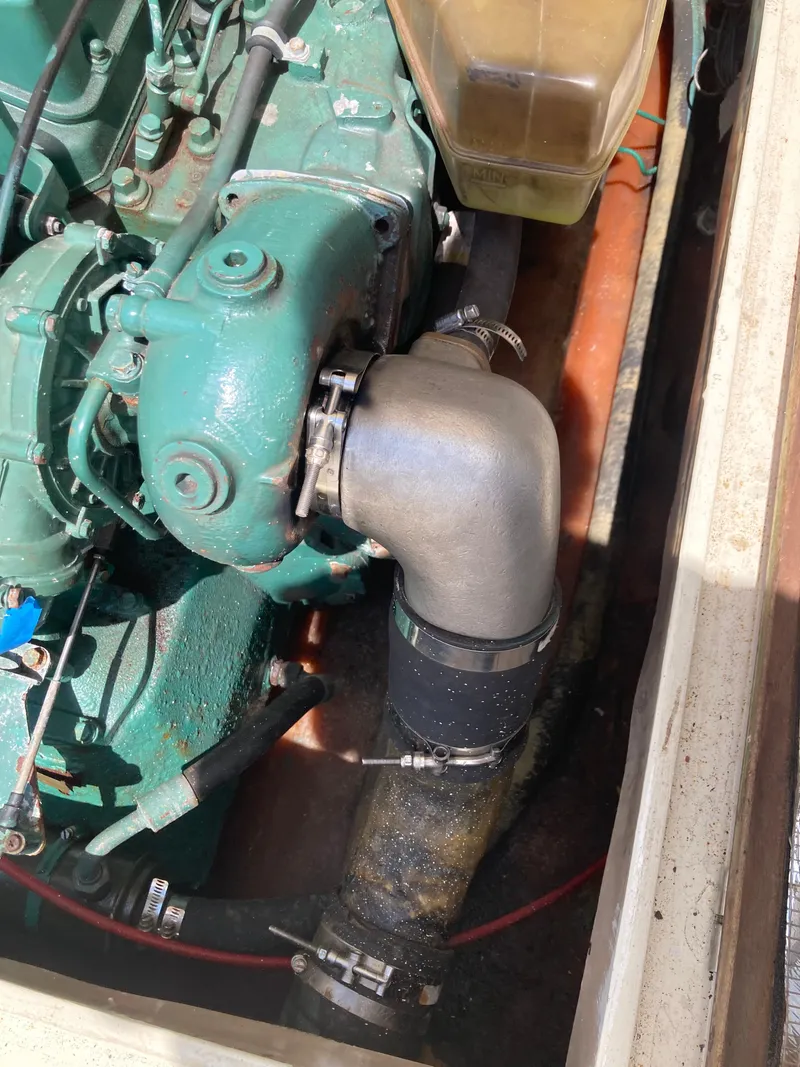 Slide: The Image of New Exhaust Elbow - 33