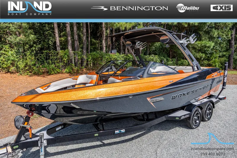 Slide: The Image of Malibu Wakesetter 23 LSV 2014 - 6