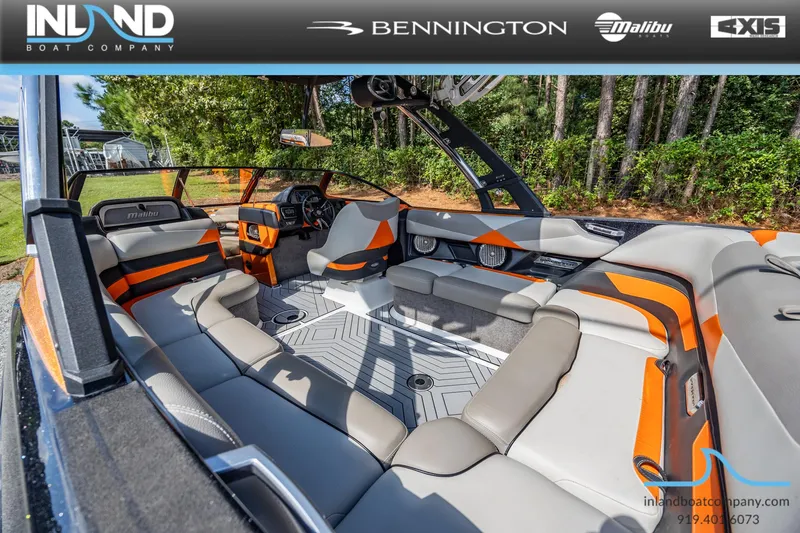 Slide: The Image of Malibu Wakesetter 23 LSV 2014 - 8