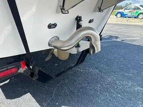 Slide: The Image of Heyday Wake Boats H22 2024 - 3