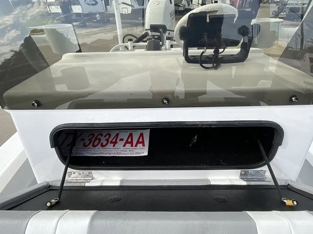 Slide: The Image of Majek 18 M2 2025 - 10