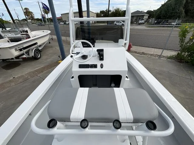 Slide: The Image of Majek 18 M2 2025 - 13